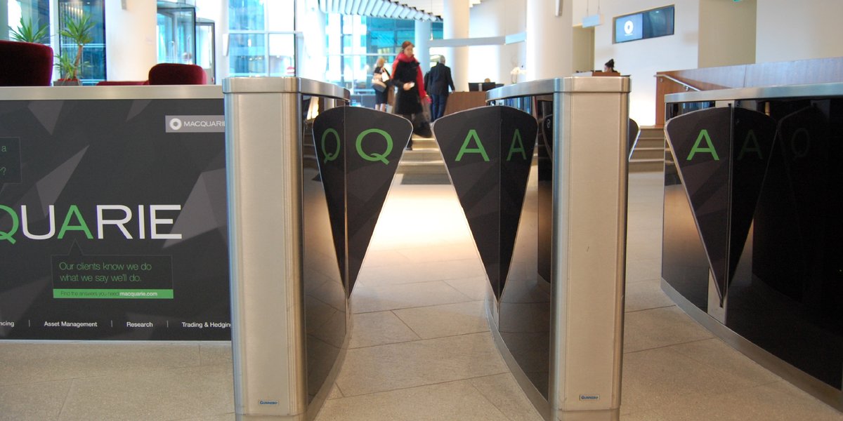 Macquarie-advertising-Questions-thumb-landscape3